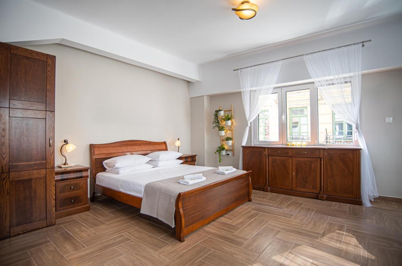 Central Calm Apartment Atene Esterno foto